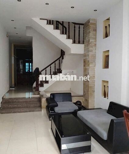 Cho thuê nhà HXH 496 Dương Quảng Hàm, p6, Gò Vấp :4mx25m (Trệt 2 Lầu)