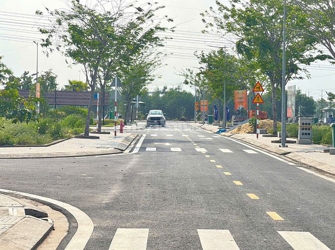Đất nền giá rẻ, SHR, Đức Hòa, Long An, giáp Bình Chánh TPHCM