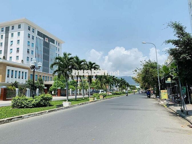 Bán nhà mặt tiền đường 19/5 KDT Vĩnh Điềm Trung- Nha Trang