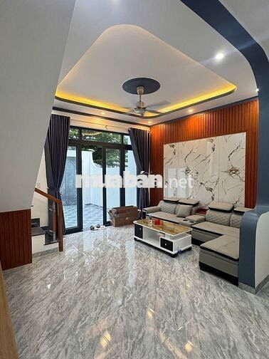 chính chủ cần bán nhà 1trệt một lầu 