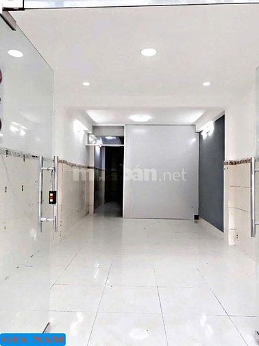 BÁN NHÀ 2 MẶT TIỀN TRƯỚC VÀ SAU : 111 NGUYỄN CHÍ THANH - P. 9 - Q. 5 