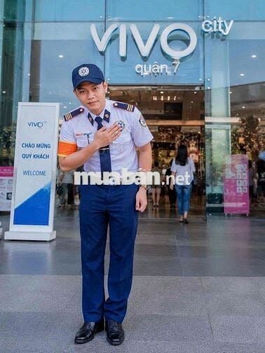 TUYỂN NV QUẸT THẺ XE TTTM VIVOCITY ĂN Ở LẠI