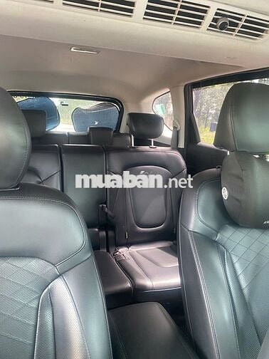 Hyundai Stargazer Đen 7 chỗ