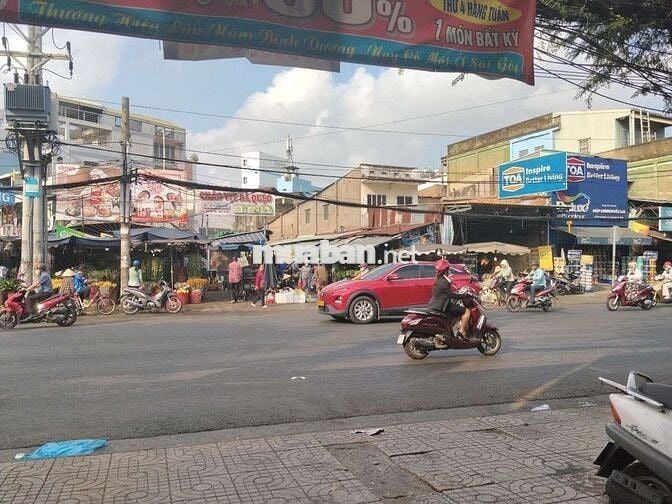 Cho thuê mặt bằng kính doanh đường Trường Chinh sầm uất