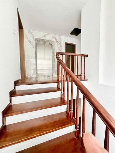 BÁN BIỆT THỰ VIP CẦU GIẤY_3 THOÁNG_GẦN CÔNG VIÊN_220M_MT 13,5M_91 TỶ