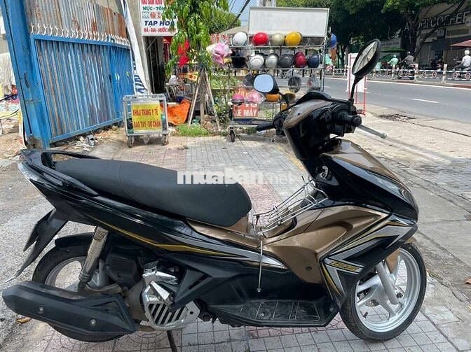 Honda Air Blade 2014 Đen vàng đồng