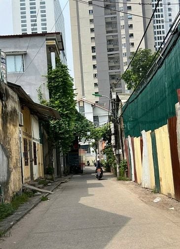 BÁN ĐẤT - ĐƯỜNG HỒ TÙNG MẬU – KHU PHÂN LÔ – Ô TÔ ĐỖ CỔNG – GIÁ HƠN 10 