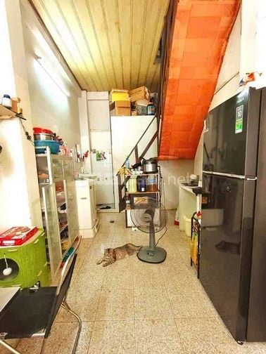 Bán nhà Quận Tân Bình giá dưới 2,85 tỷ Cách Mạng Tháng 8 trệt lầu.