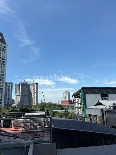 Cho thuê phòng studio hoặc cho thuê cả nhà 6 tầng - Tổng cộng 8 phòng