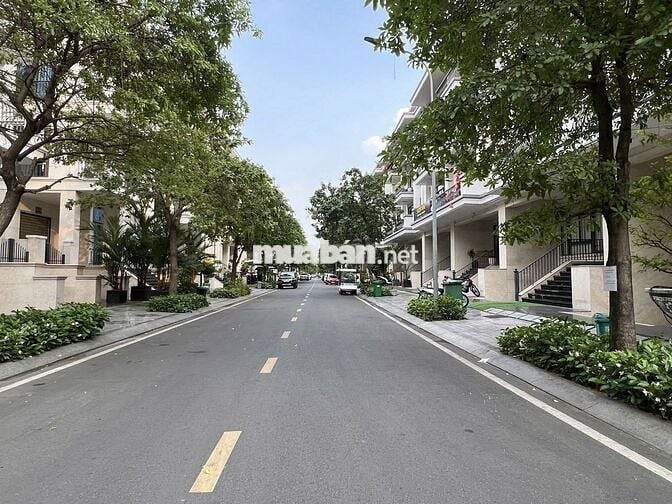 Cho thuê mặt bằng tầng trệt vị trí đẹp giá 18 triệu - Vạn Phúc City