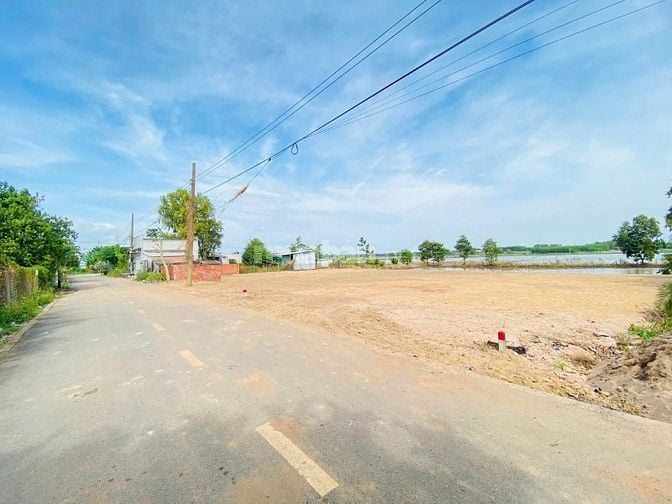 Cần tiền, chủ giảm 300tr bán nhanh lô 421m2 Mặt đường Ven Biển Vũng Tà