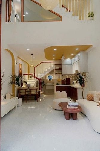Nhà mới thiết kế hiện đại - HXH đường 26/3