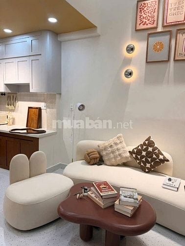 Nhà mới thiết kế hiện đại - HXH đường 26/3