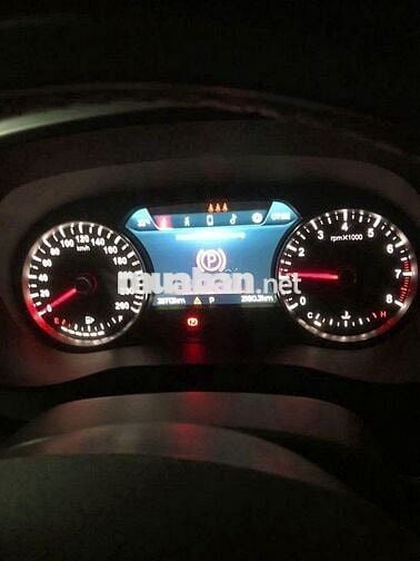 VinFast Lux A2.0 Plus 2021 Trắng 36713 km