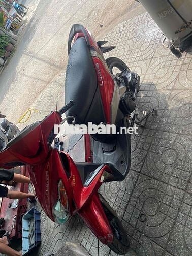 Yamaha Luvias Đỏ