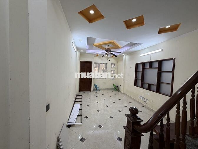 Cho thuê nhà riêng 220 m2 (40m2x6 tâng), 16 triệu