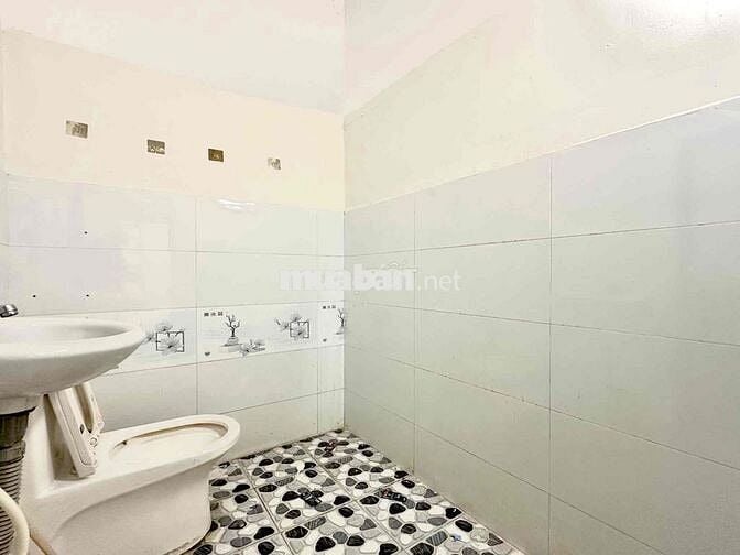 CHO THUÊ NHÀ NGUYÊN CĂN GIÁ RẺ PHÙ HỢP Ở GIA ĐÌNH GẦN AEON MALL , Q6.