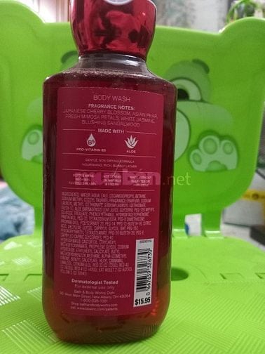 Sữa Pediasure vị dâu 400g hàng xách tay Mỹ + Xà bông tắm nữ và nam