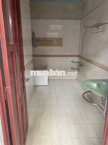 Cho thuê mặt tiền kinh doanh NTMK, đối diện truờng học 