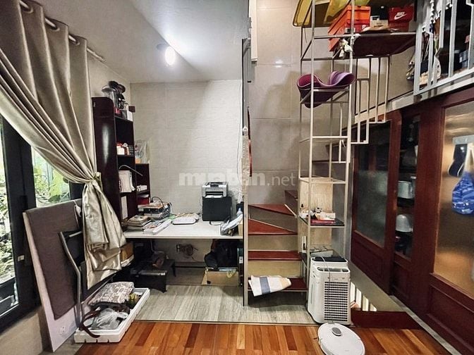 Cần bán nhà Tô Hiến Thành Q.10 - ngang 5,6m x 8m chỉ 6,7 tỷ