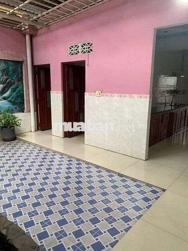 Cho thuê mặt tiền kinh doanh NTMK, đối diện truờng học 