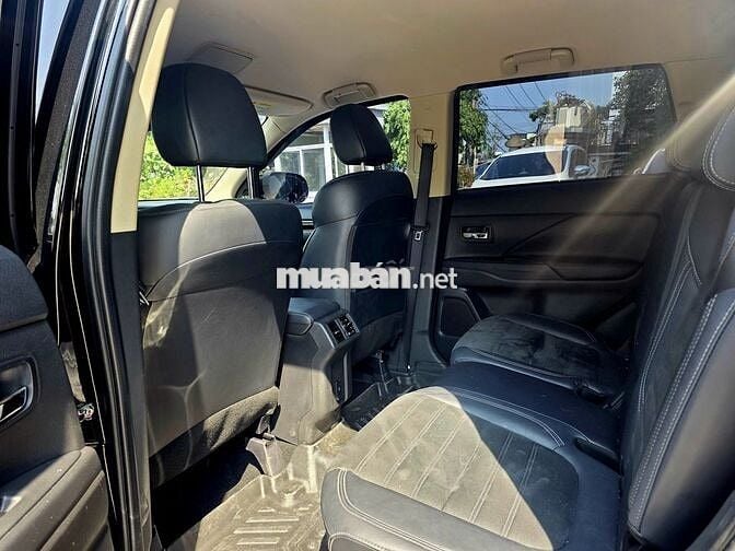 Mitsubishi Outlander 2024 CVT Đen