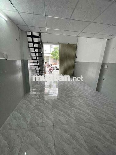 cho thuê gác lửng Đoàn Nhữ Hài gần bờ hồ H.H.Tập