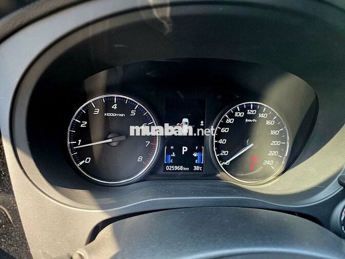 Mitsubishi Outlander 2024 CVT Đen