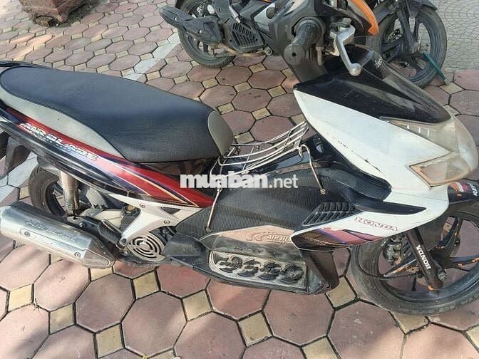 Honda Air Blade Đen, Trắng, Cam