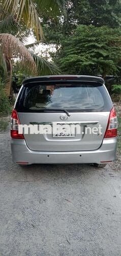 Toyota Innova 2012 Bạc
