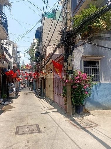 Chính chủ bán nhà hẻm xe hơi gần MT Hai Bà Trưng, 3,5x23,5, nở hậu 5,5