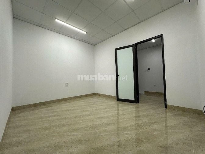 11 tỷ có nhà mặt đường Hoàng Quốc Việt kéo dài – có đáng xuống tiền?
