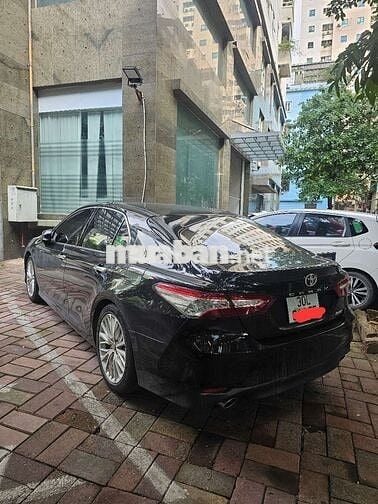 Toyota Camry 2020 Đen 2.5Q