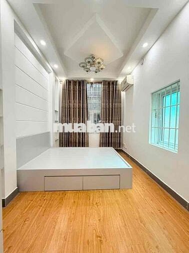 Lô góc Cự Lộc, 2 thoáng, 20m ra ô tô, ngõ rộng, nhà đẹp. 26m Chỉ 6,2ty