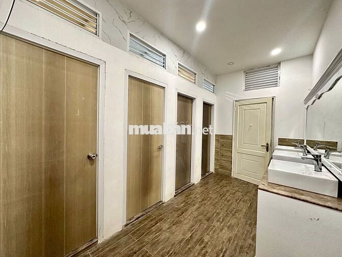 💖Cho Thuê Mặt Bằng + Tầng 1 Rộng 120m2 Ngay Sân Vận Động