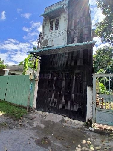 Nhà ở 31m2 , ngang 3.1m dào 10m ,thoáng mát , sát đường phạm văn đồng 