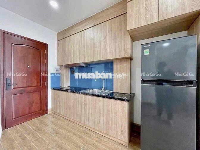 căn hộ full nội thất máy giặt riêng balcony thoáng Trần Hưng Đạo Q1