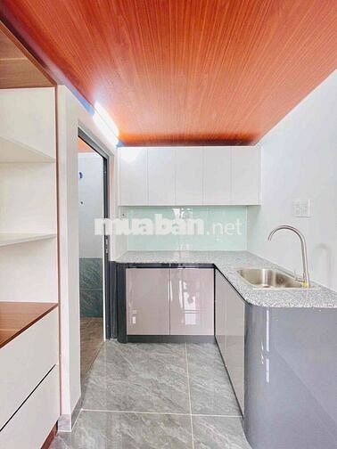 phòng mới hoàn toàn 100% miễn phí dịch gụ và xe tháng 6