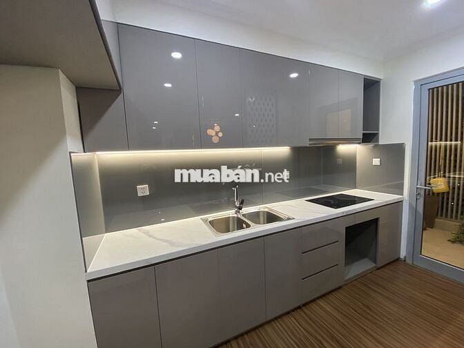 Bán căn hộ 3PN Vinhomes Central Park 128m2 nội thất cao cấp sổ hồng