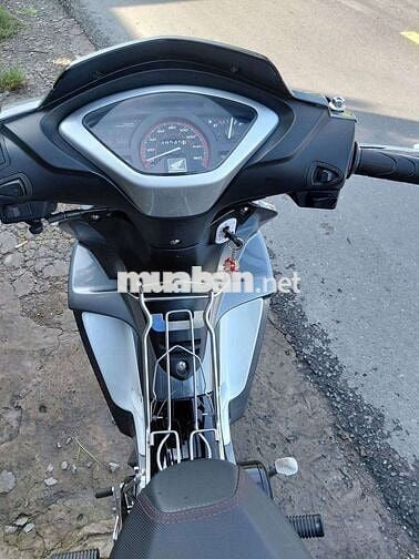 Honda Future X màu Bạc