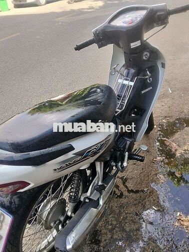 Honda Wave 2024 Trắng 2300 km