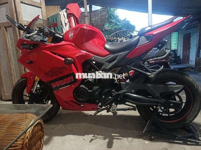 GPX Demon Đỏ