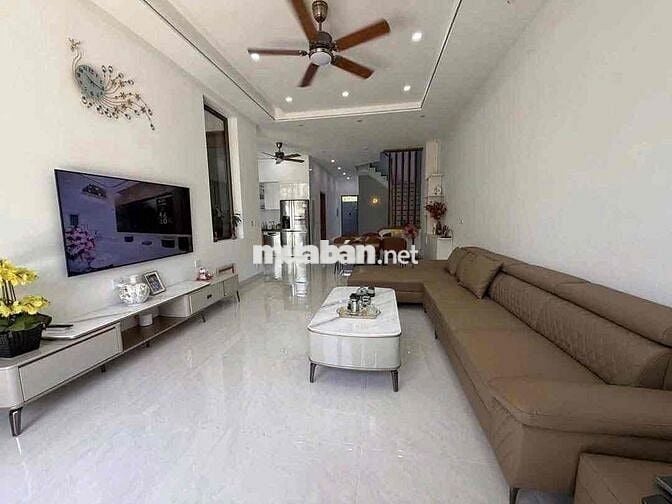 🏡 CHO THUÊ BIỆT THỰ 2 TẦNG HIỆN ĐẠI – ĐƯỜNG NGUYỄN PHAN CHÁNH (KĐT PHÚ