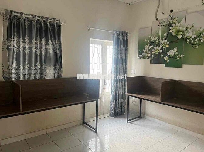 nhà cho thuê nguyên căn 1 trệt,1 lầu. 3p ngủ, 2 wc ,giá 8.5tr/th