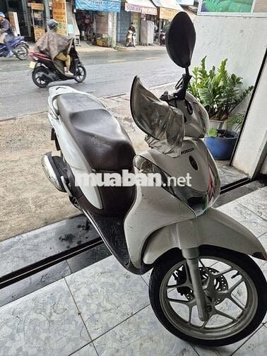 Honda SH Mode Trắng