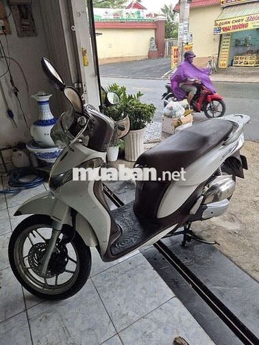 Honda SH Mode Trắng