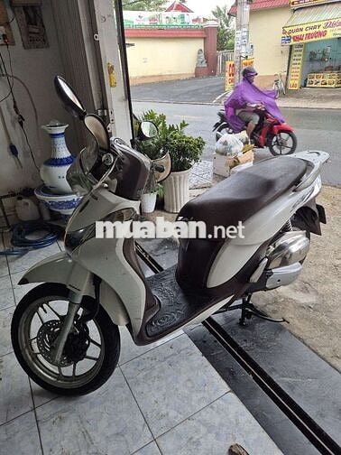 Honda SH Mode Trắng