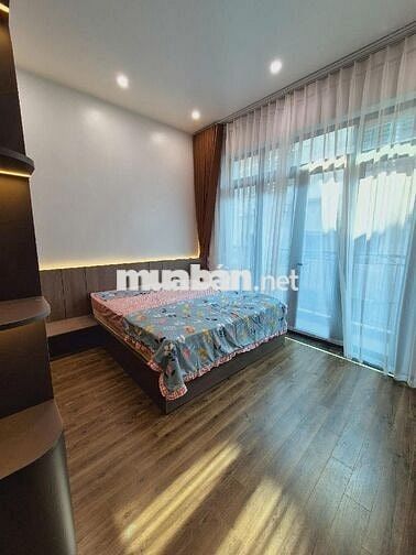 Bán nhà Trần Thái Tông, Cầu Giấy, Nhà dân xây, 50m2, 11,75 tỷ