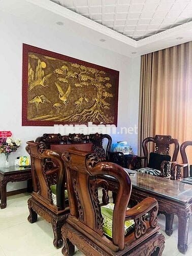 Căn Nhà Dành Cho Người Thích Sự Rộng Rãi Ngang 7,5m Hiếm Coa