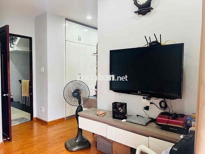 Căn Nhà Dành Cho Người Thích Sự Rộng Rãi Ngang 7,5m Hiếm Coa